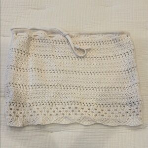 Chic White Crochet Crop Top